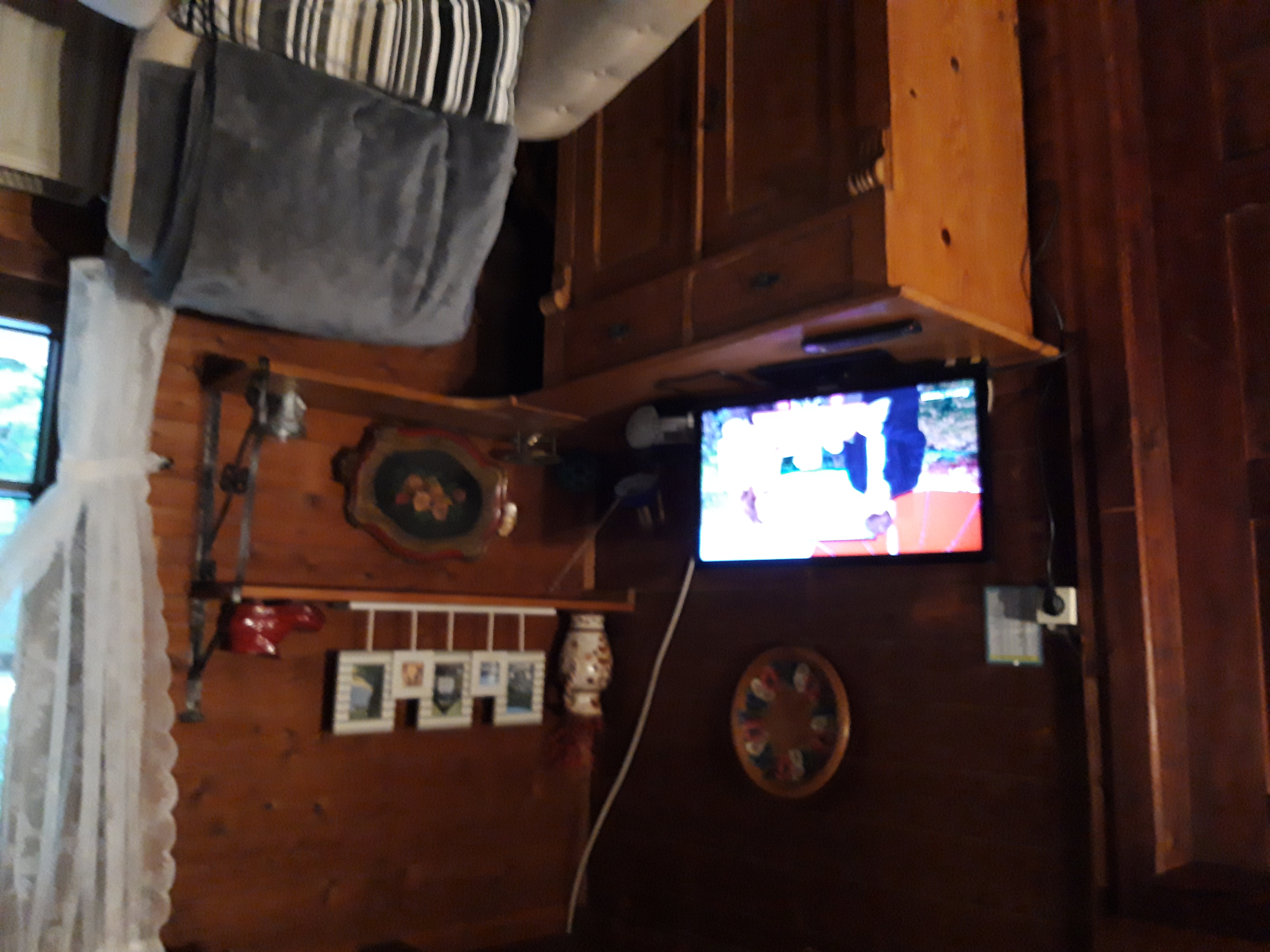 Fernseher